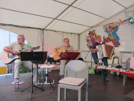 Strassen-_und_Hoffest 2014_110.jpg